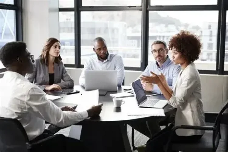 Administrateur de fait d’une société, quels sont les risques ?