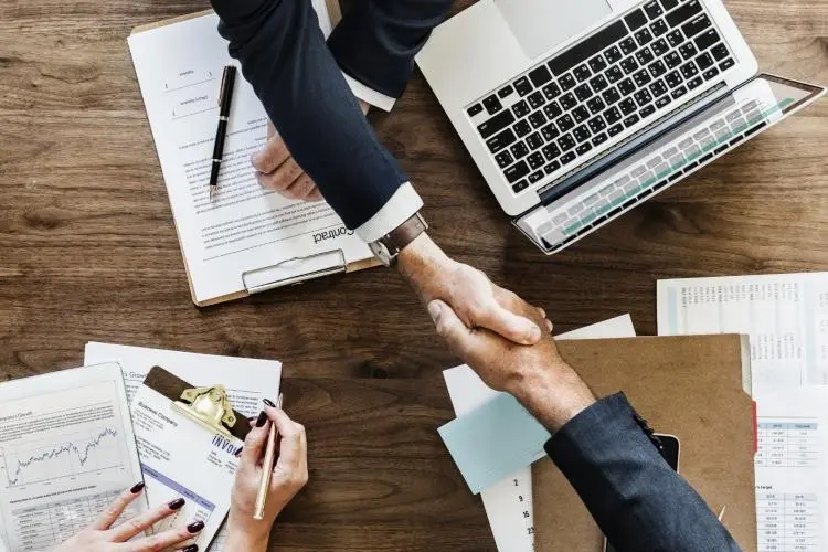 Reprise d&rsquo;une soci&eacute;t&eacute; : quel est le sort du compte courant ?