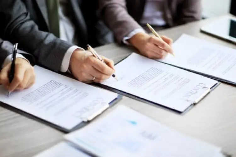 Suite &agrave; l&rsquo;introduction du Code des soci&eacute;t&eacute;s & des associations (CSA), les soci&eacute;t&eacute;s doivent adapter leurs statuts avant le 1er&nbsp;janvier 2024. Quelles en sont les implications pratiques&nbsp;?