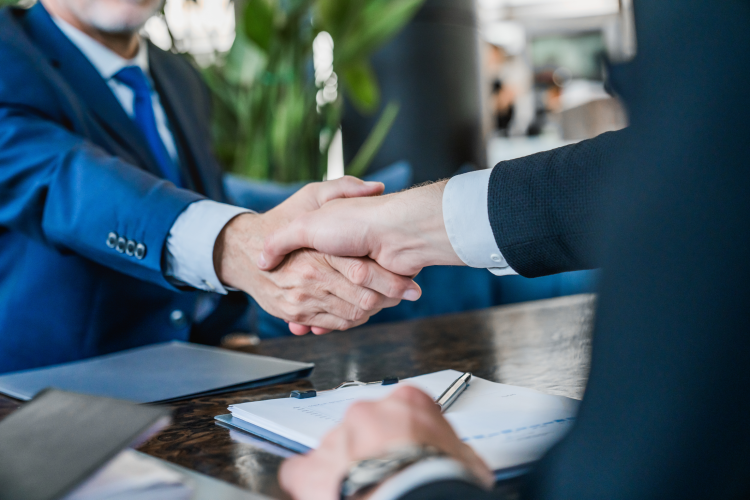 Transmission sous tension : vendre ou acheter intelligemment une entreprise dans un monde qui change trop vite